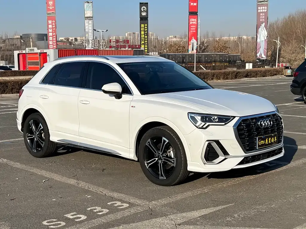 Audi Q3 2021 из CN, фото 4