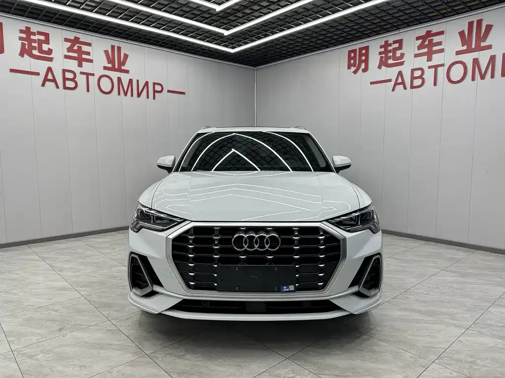Audi Q3 — фото 5