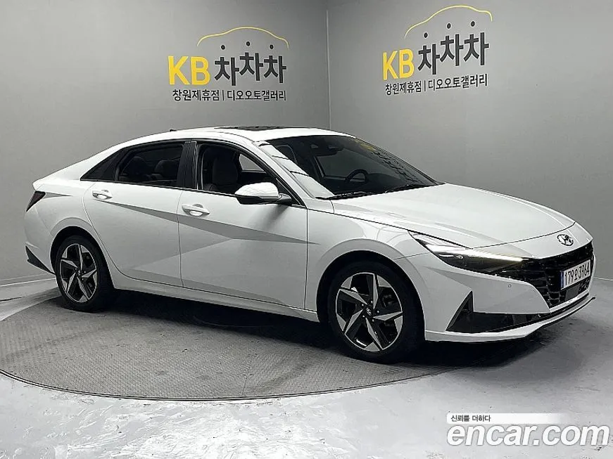 Hyundai AVANTE 2021 из KR, фото 1