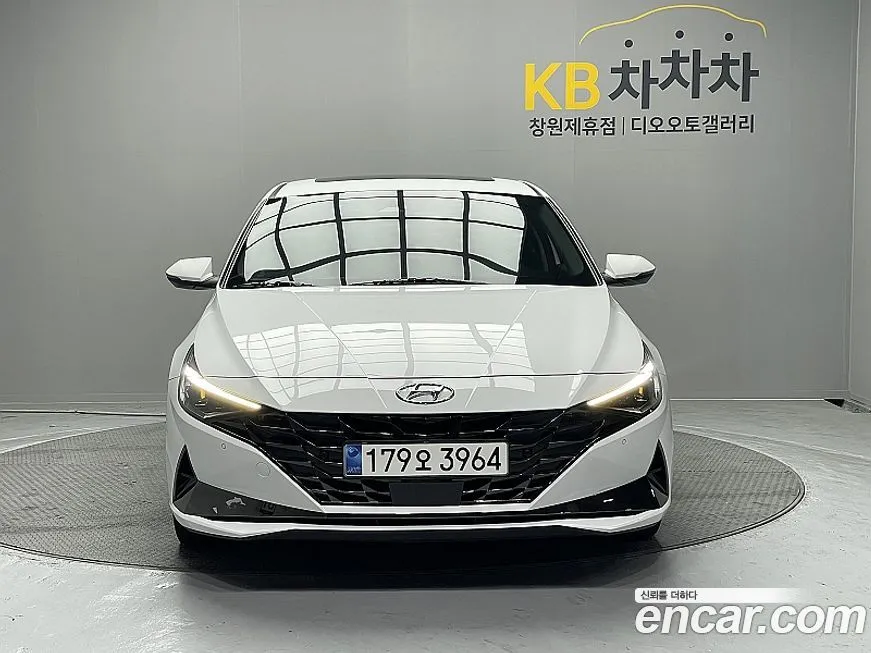 Hyundai AVANTE 2021 из KR, фото 2