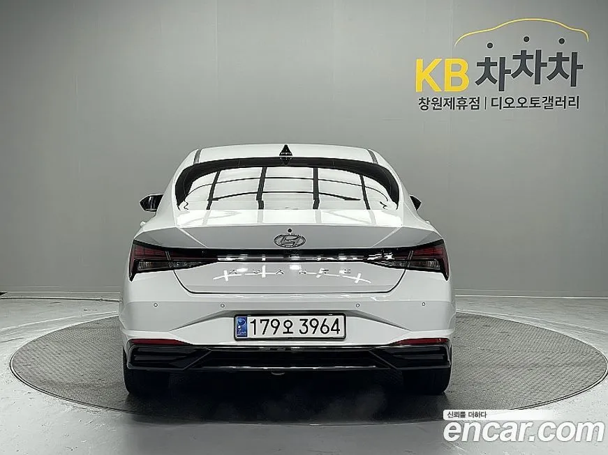 Hyundai AVANTE 2021 из KR, фото 3