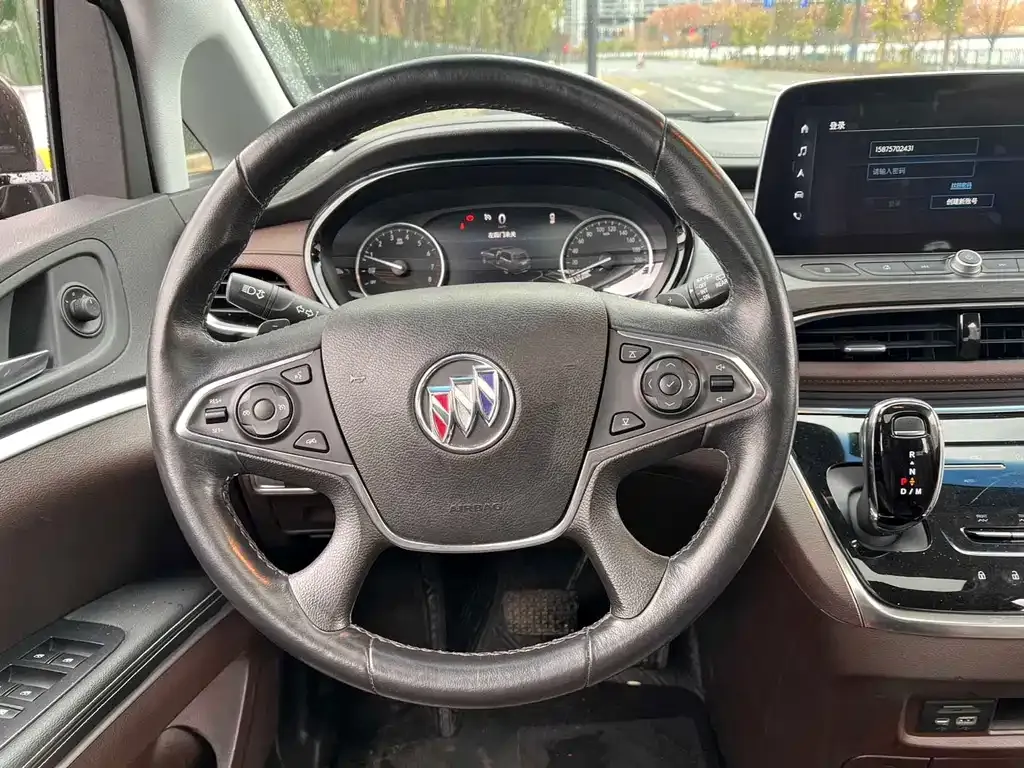 Buick GL8 2023 из CN, фото 9