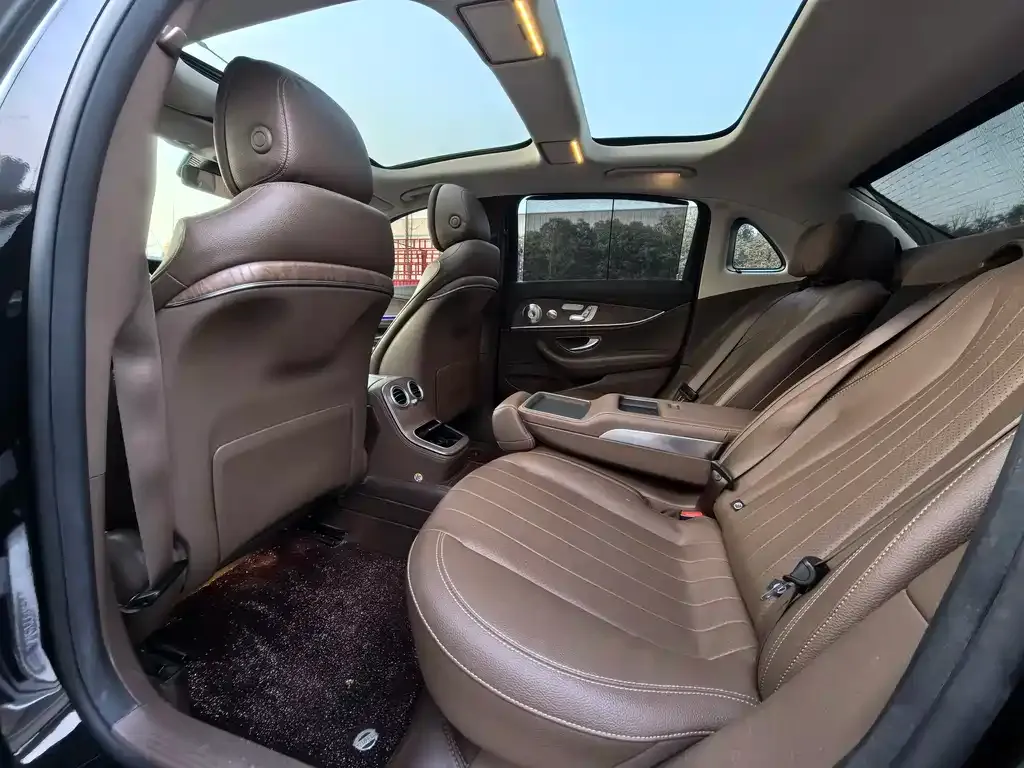 Mercedes-Benz E-Class 2022 из CN, фото 3