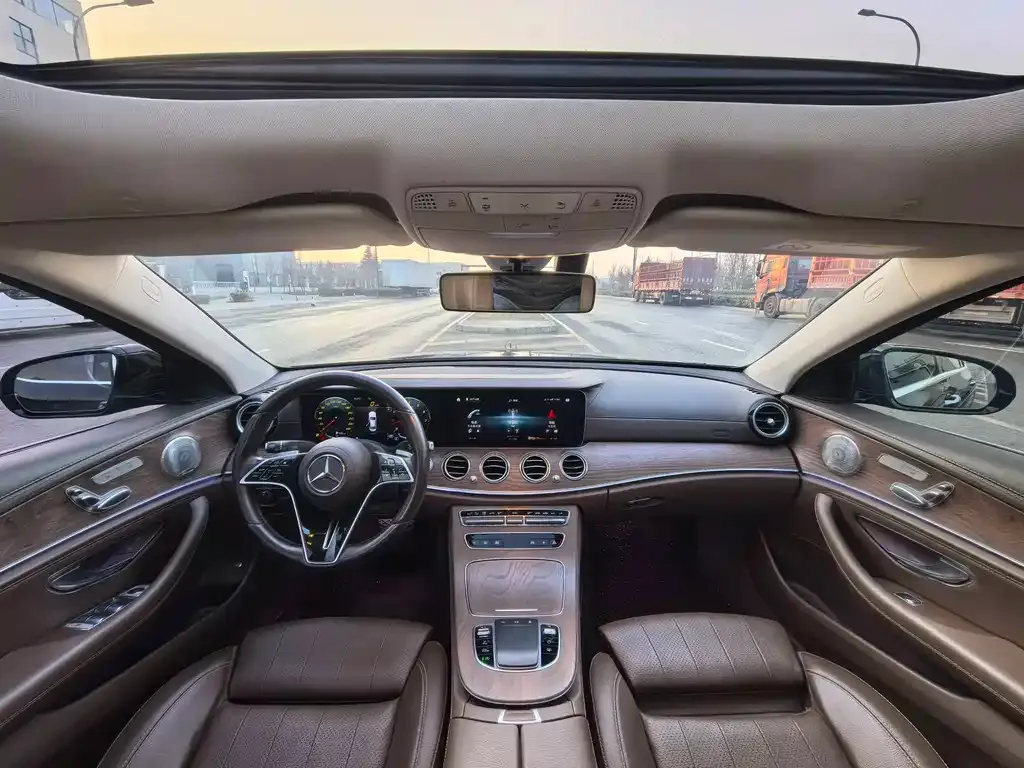 Mercedes-Benz E-Class 2022 из CN, фото 4