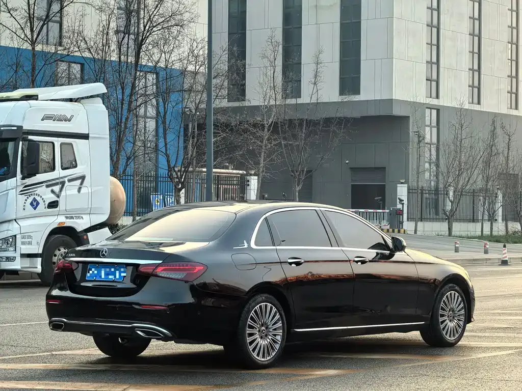 Mercedes-Benz E-Class 2022 из CN, фото 9