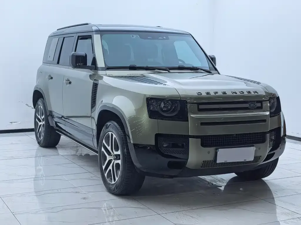 Land Rover Defender — фото 10
