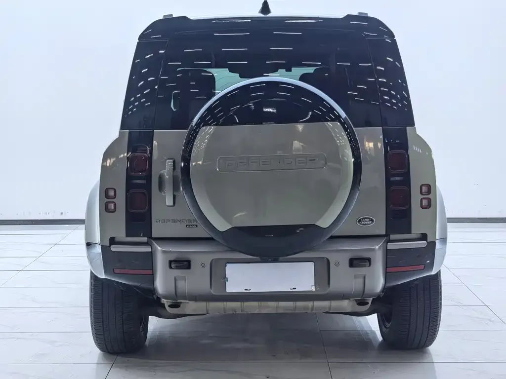 Land Rover Defender — фото 2