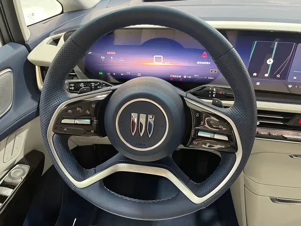 Buick Century 2024 из CN, фото 10