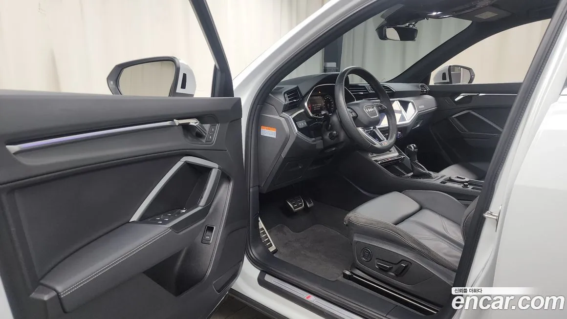 Audi Q3 2023 из KR, фото 3