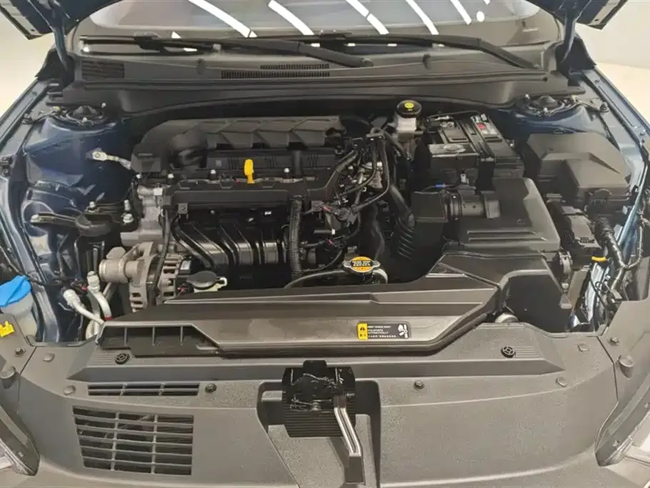 Hyundai Elantra 2022 из CN, фото 10