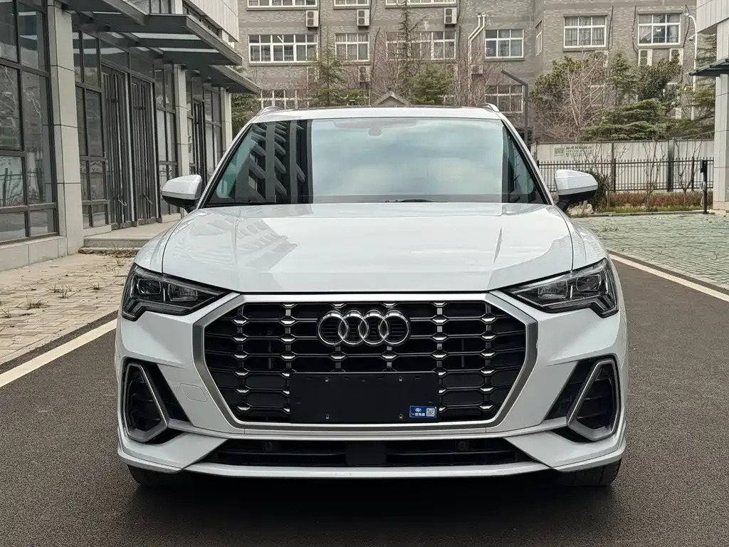 Audi Q3 2022 из CN, фото 10