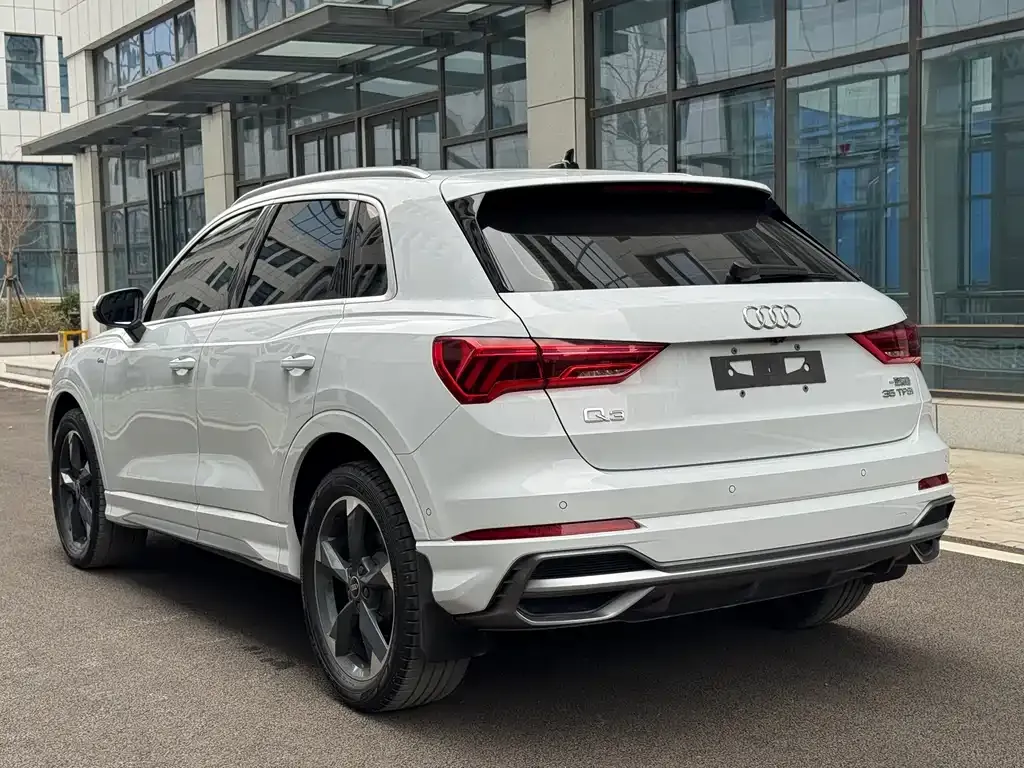 Audi Q3 2022 из CN, фото 3