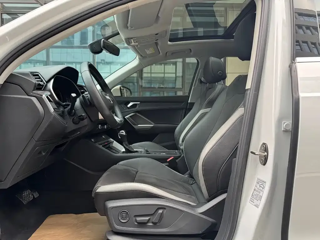 Audi Q3 2022 из CN, фото 9
