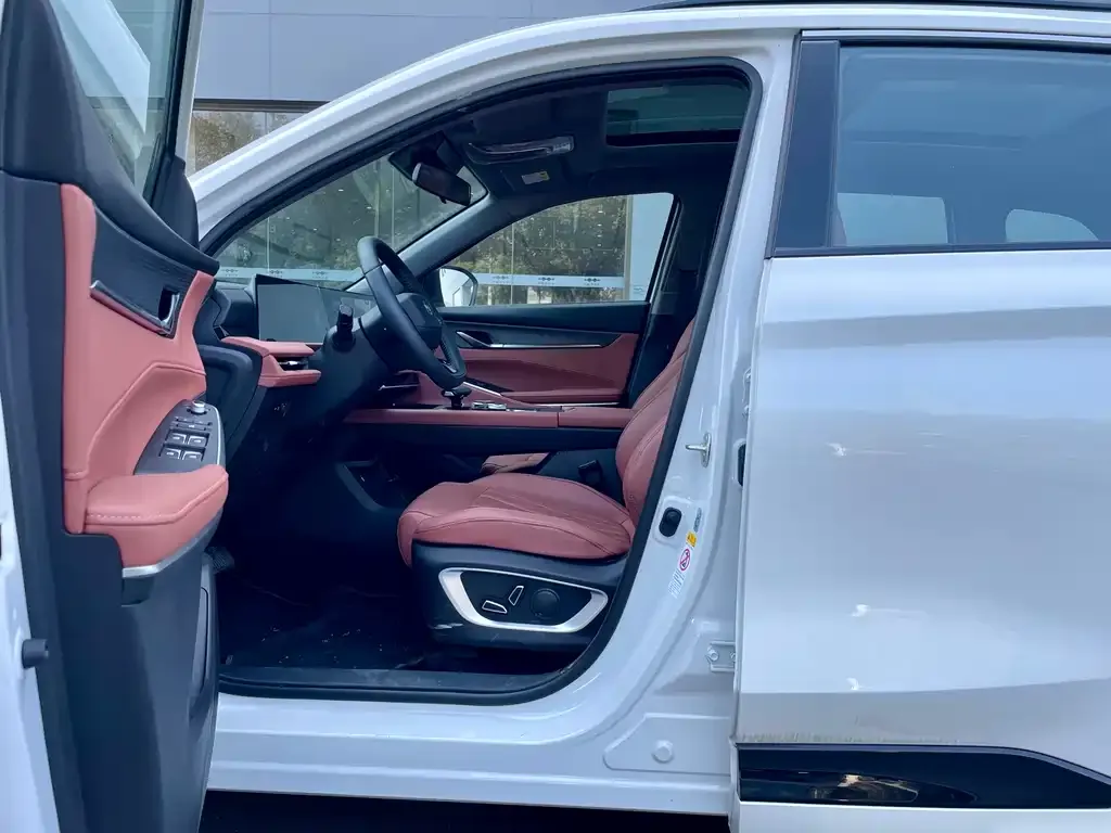 Changan CS75PLUS 2024 из CN, фото 10