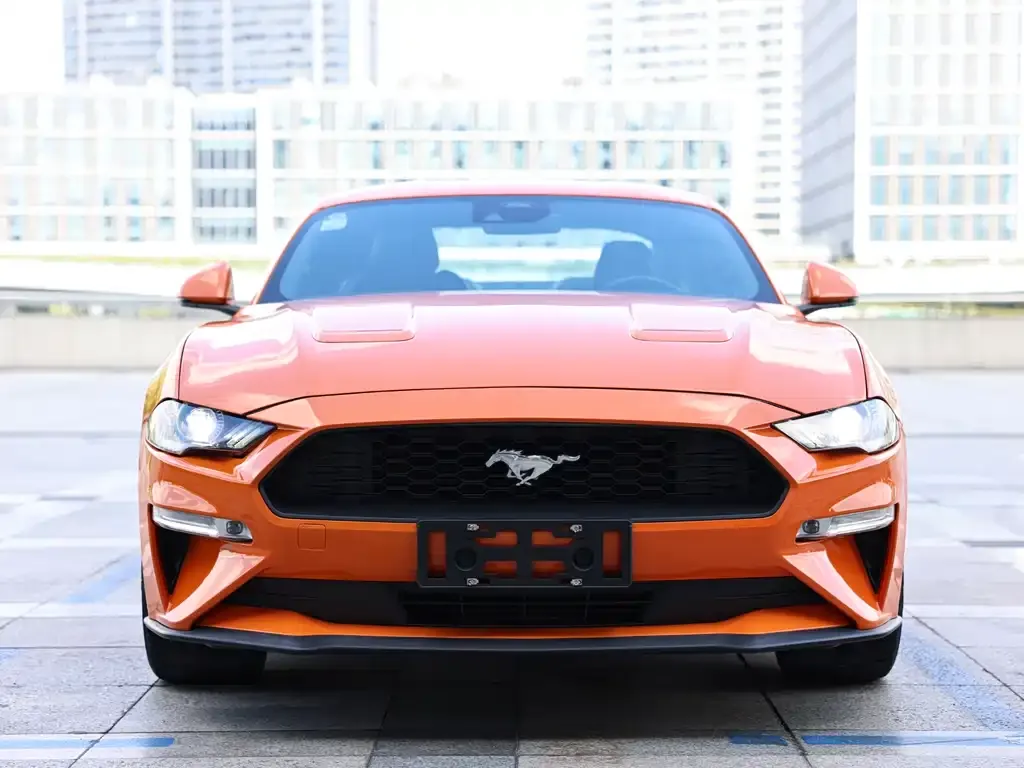 Ford Mustang 2022 из CN, фото 2