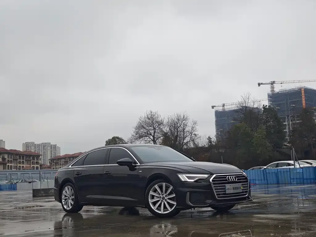 Audi A6L — фото 6