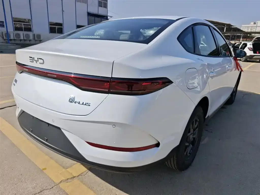 BYD Qin PLUS 2025 из CN, фото 6