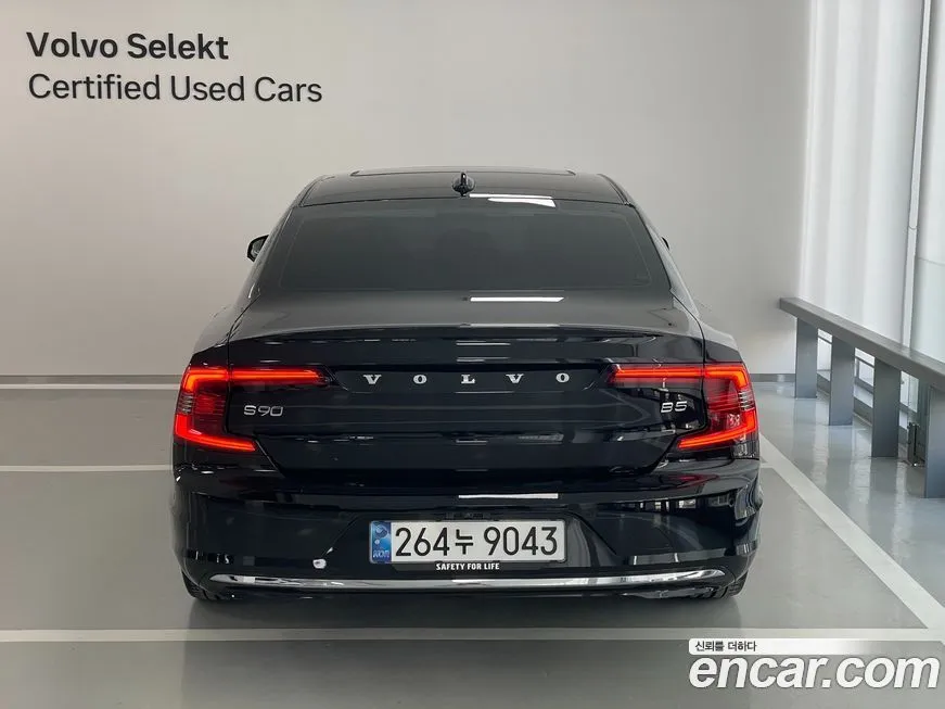 Volvo S90 2024 из KR, фото 9