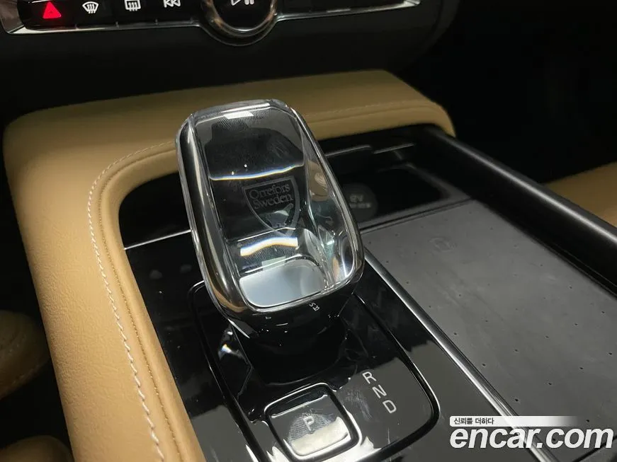 Volvo S90 2024 из KR, фото 2