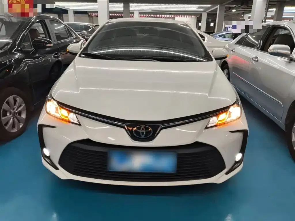 Toyota Corolla 2023 из CN, фото 6