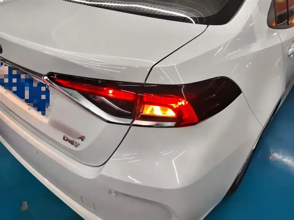 Toyota Corolla 2023 из CN, фото 10