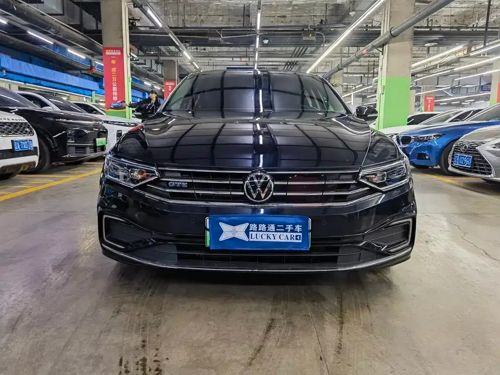 Volkswagen Magotan GTE PHEV 2022 из CN, фото 2