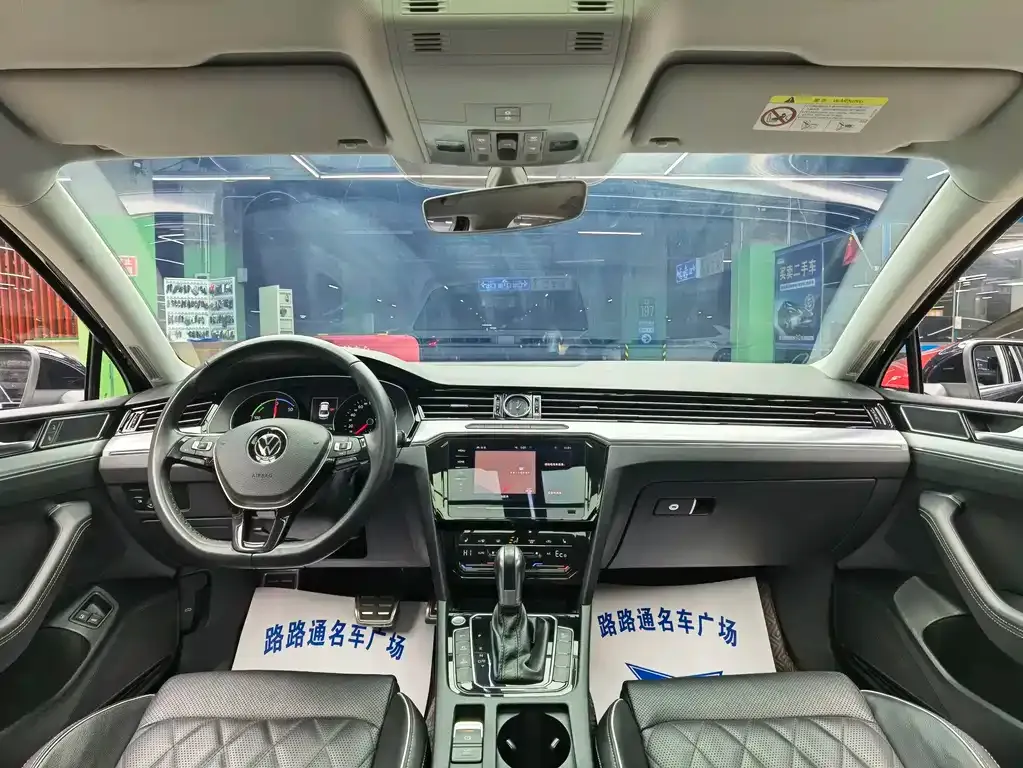 Volkswagen Magotan GTE PHEV 2022 из CN, фото 7