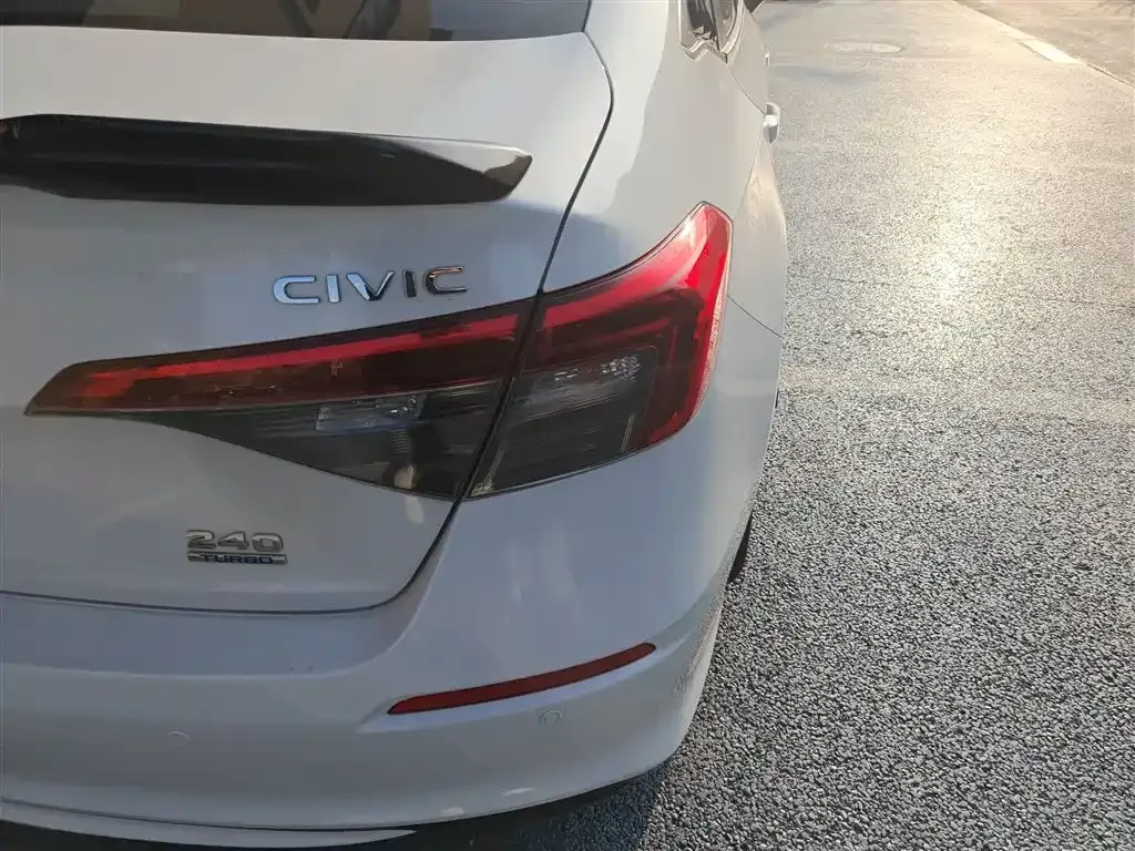 Honda Civic — фото 4