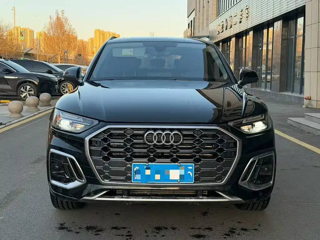 Audi Q5L 2022 из CN, фото 7