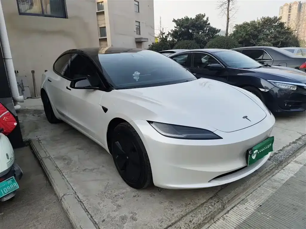 Tesla Model 3 2025 из CN, фото 5