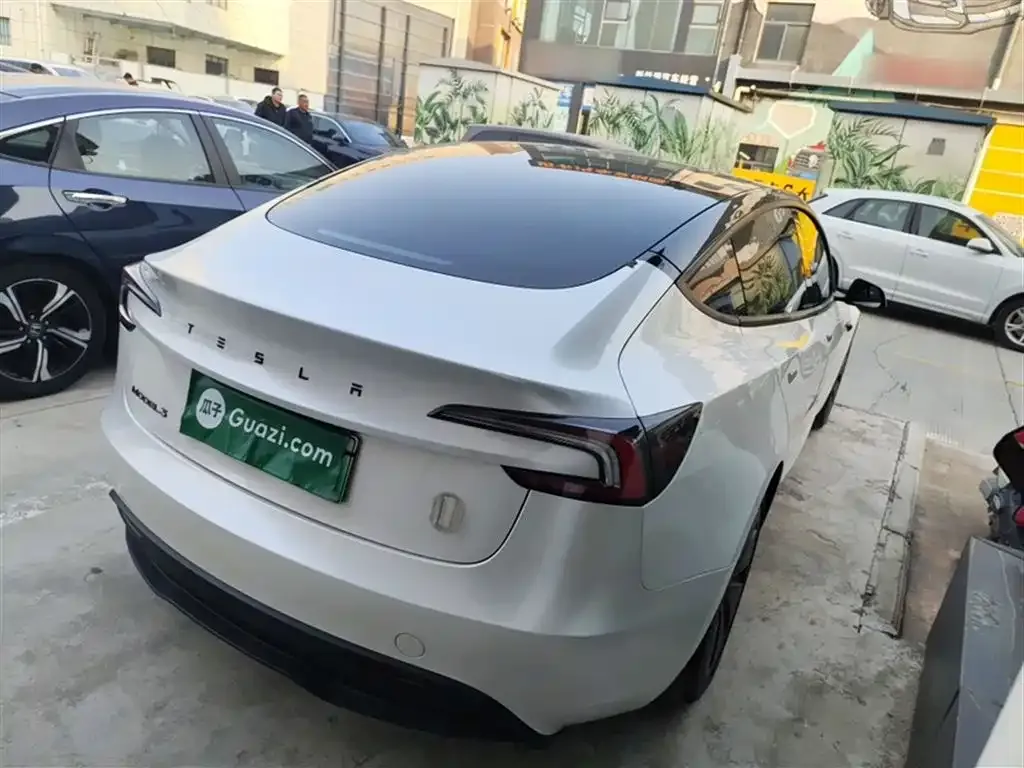 Tesla Model 3 2025 из CN, фото 10