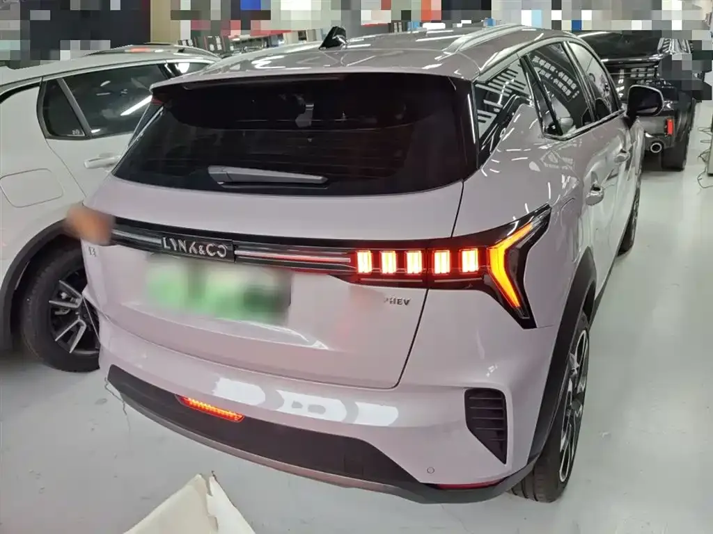 Lynk & Co 06 EM-P 2023 из CN, фото 6