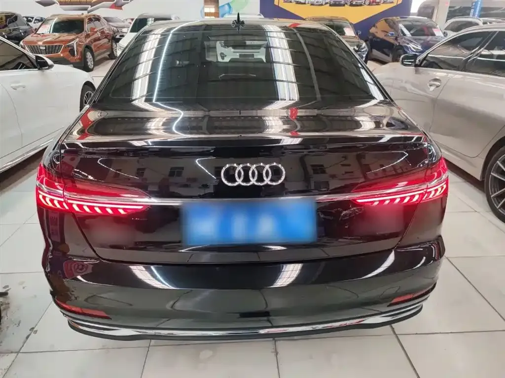 Audi A6L 2023 из CN, фото 9