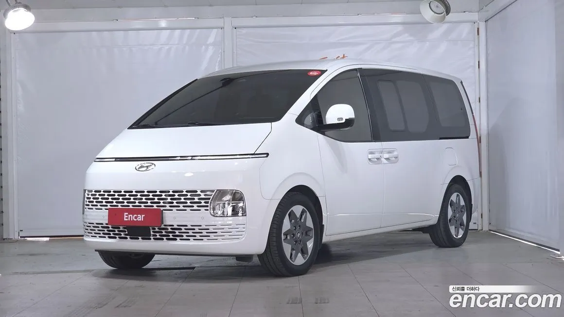 Hyundai Staria 2022 из KR, фото 1