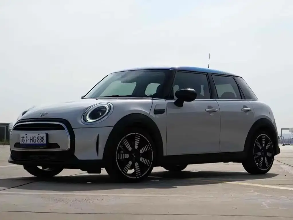 MINI Cooper (3-door) 2022 из CN, фото 1