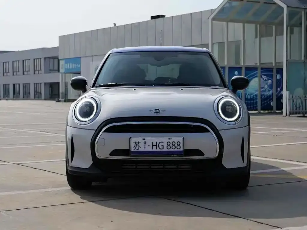 MINI Cooper (3-door) 2022 из CN, фото 4