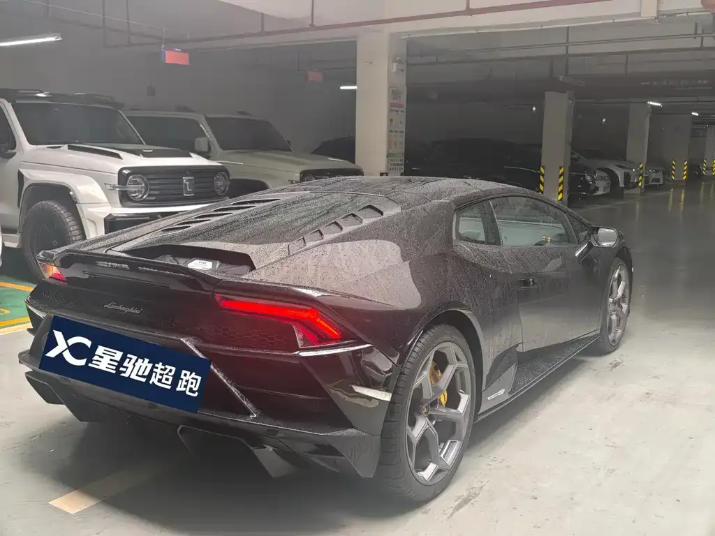 Lamborghini Huracan 2023 из CN, фото 6