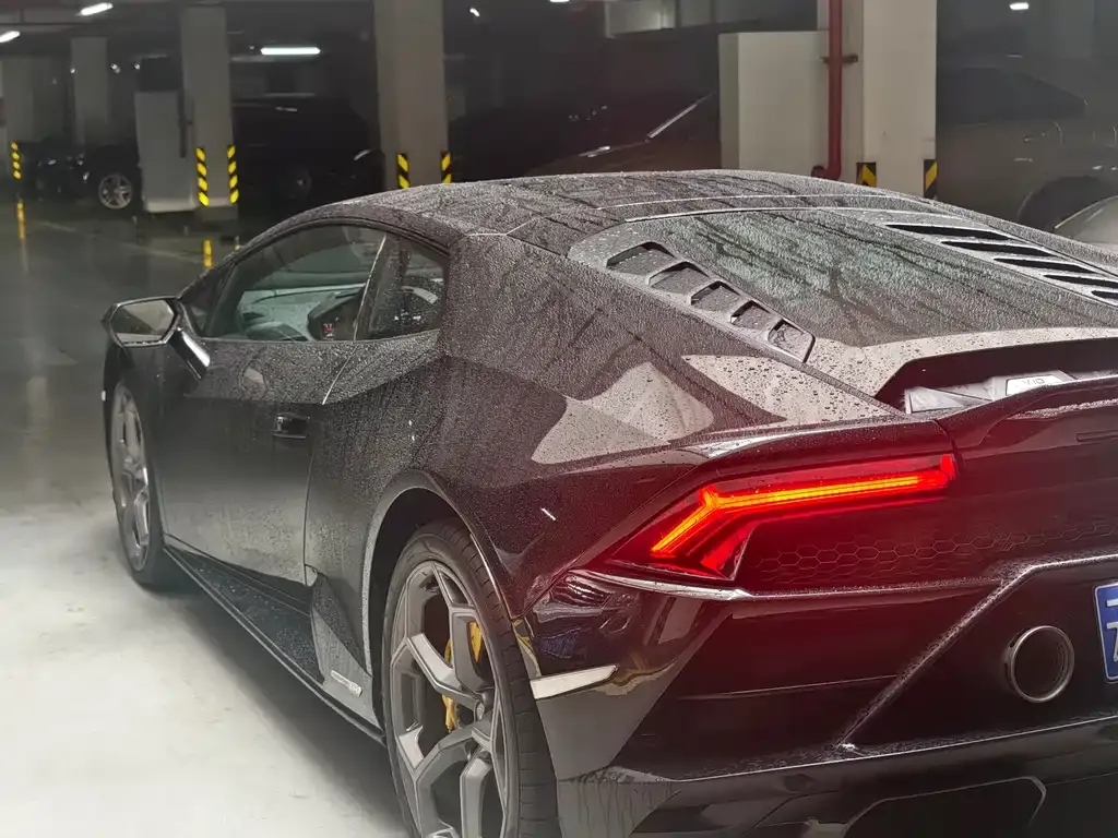 Lamborghini Huracan 2023 из CN, фото 5