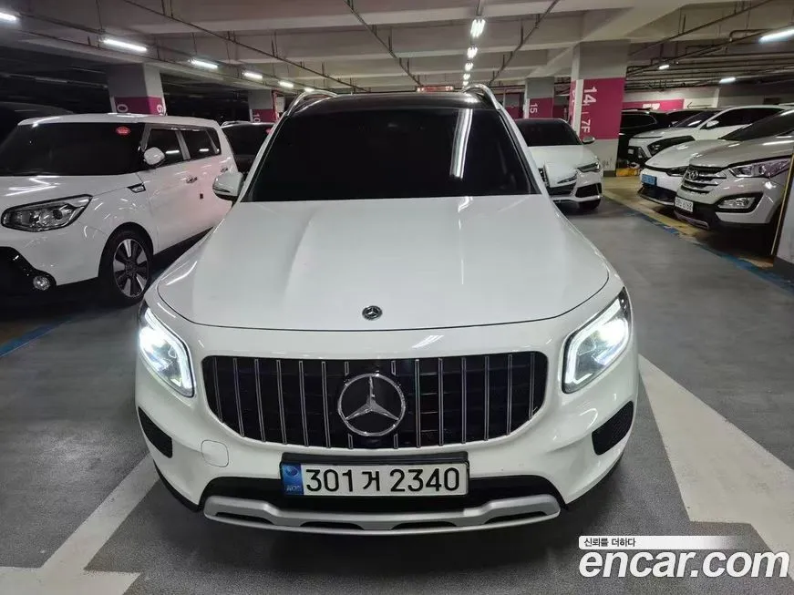 Mercedes-Benz GLB-Class