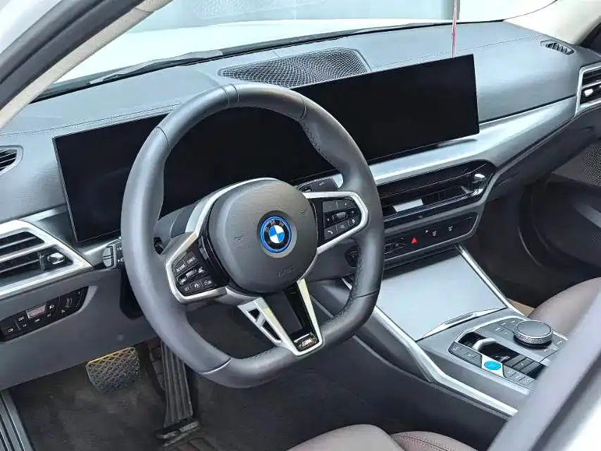 BMW i3 2024 из CN, фото 8