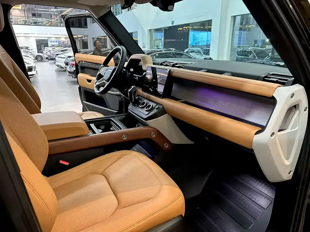 Land Rover Defender 2023 из CN, фото 9