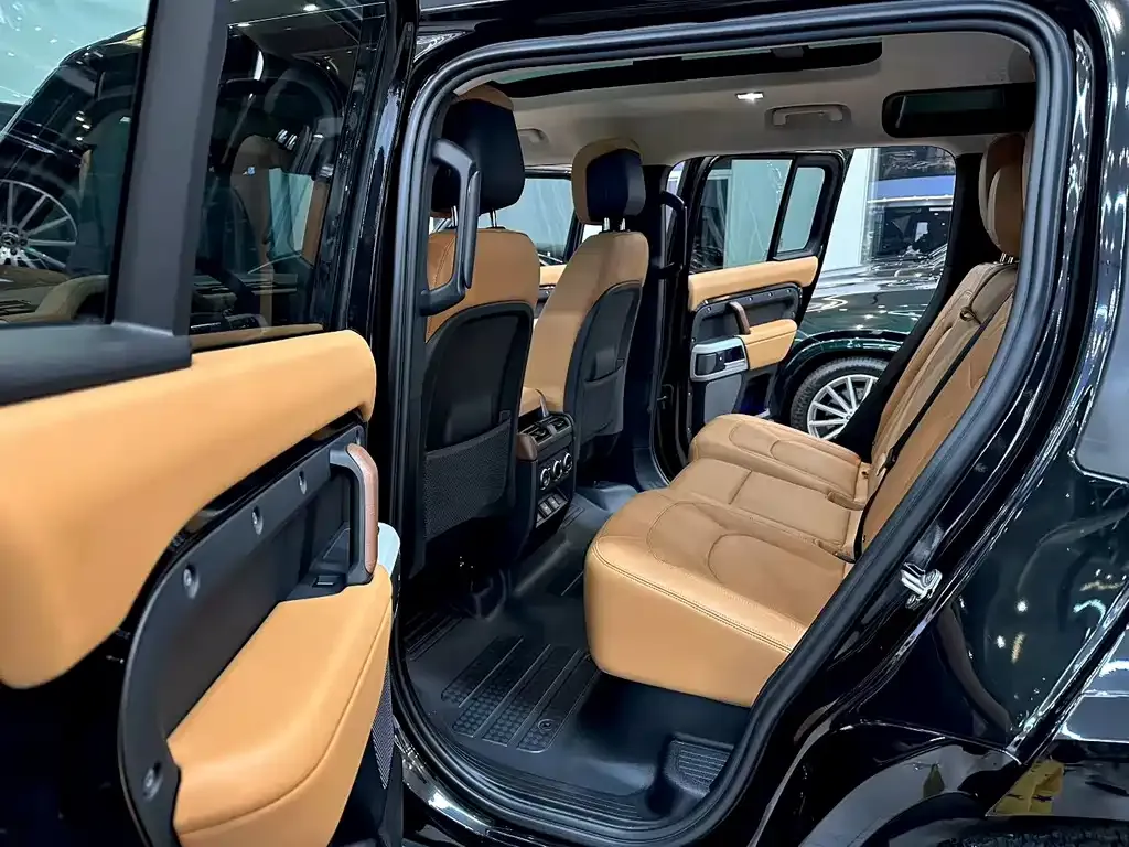 Land Rover Defender 2023 из CN, фото 6