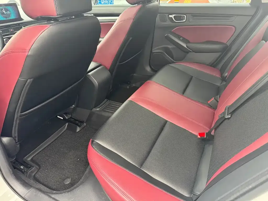 Honda Civic 2024 из CN, фото 8
