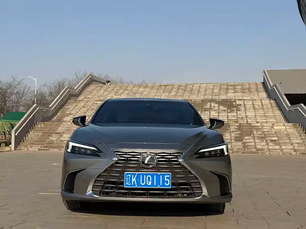 Lexus ES 2025 из CN, фото 9