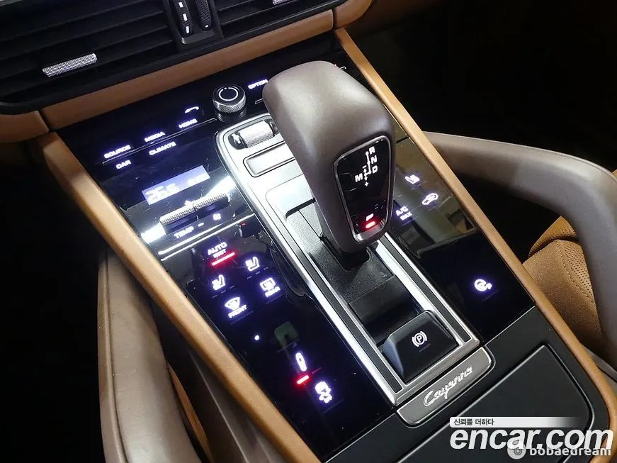 Porsche Cayenne 2021 из KR, фото 2