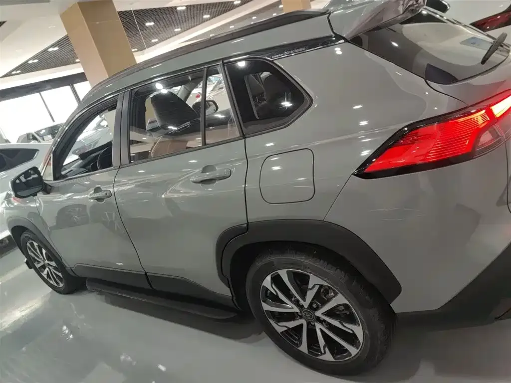 Toyota Corolla Cross — фото 4