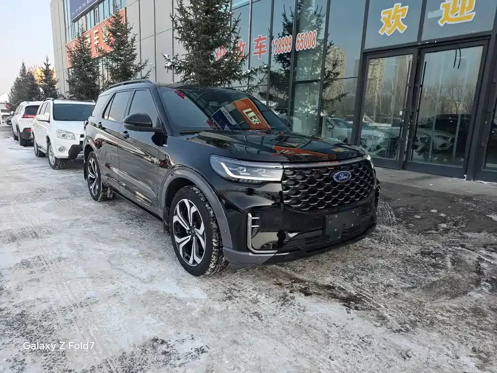 Ford Explorer 2023 из CN, фото 9
