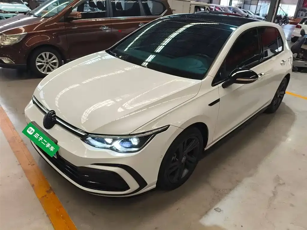 Volkswagen Golf 2022 из CN, фото 10