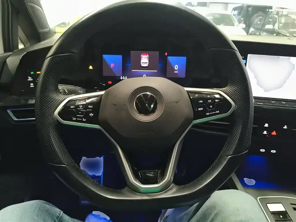 Volkswagen Golf 2022 из CN, фото 4