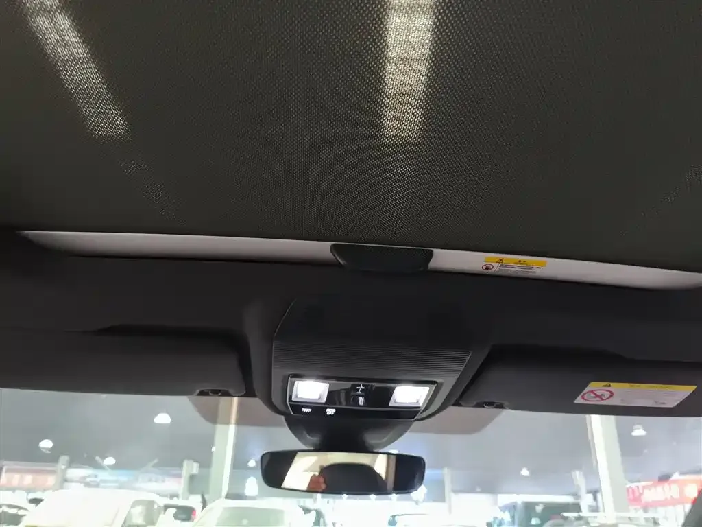 Volkswagen Golf 2022 из CN, фото 5